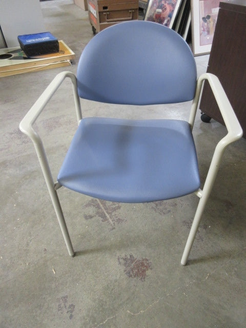 KI Stacking Guest and Bariatric Chairs