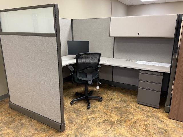Herman Miller Cubicle with Frosted Panel and Overhead Storage